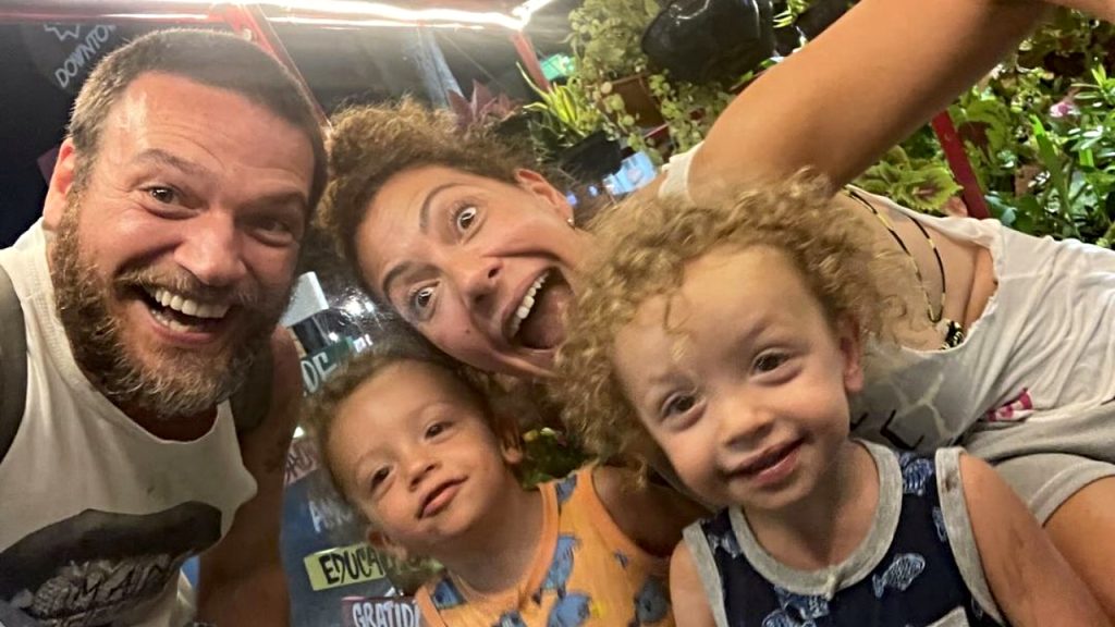 Gêmeos, filhos de Fabiula Nascimento e Emílio Dantas completam 2 anos